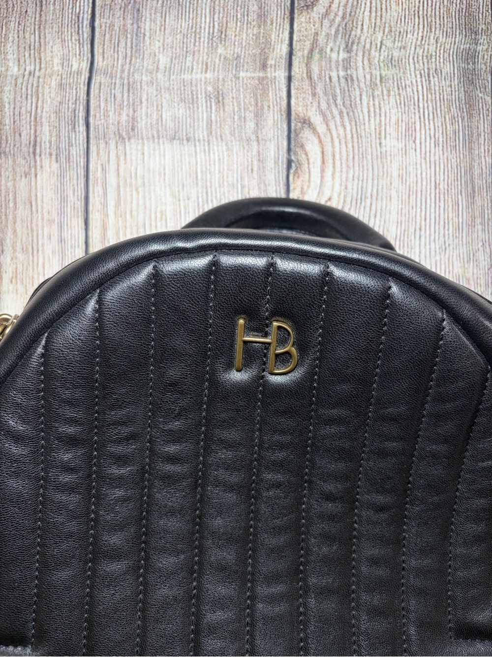 Henri Bendel 712 Backpack - Picture 3 of 11